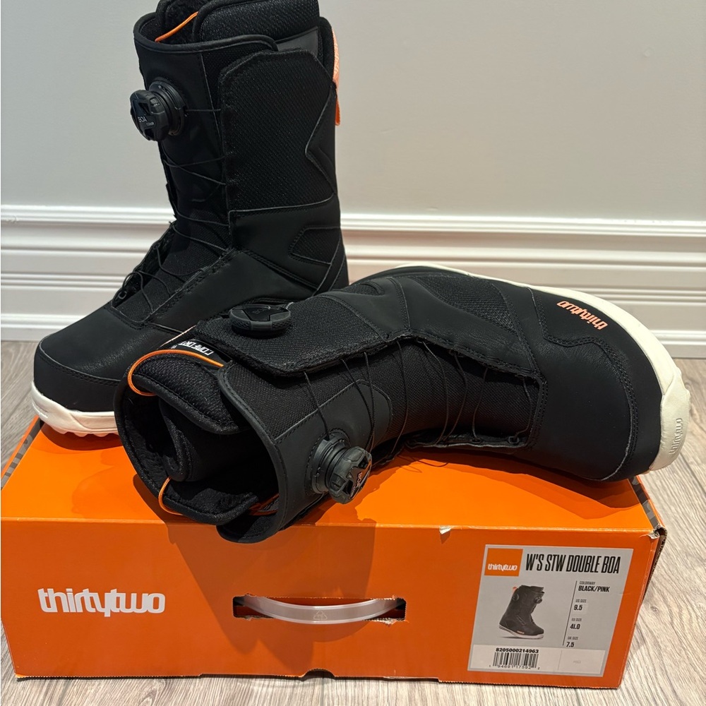 ThirtyTwo STW Double Boa Women's Snowboard Boots Black and Pink